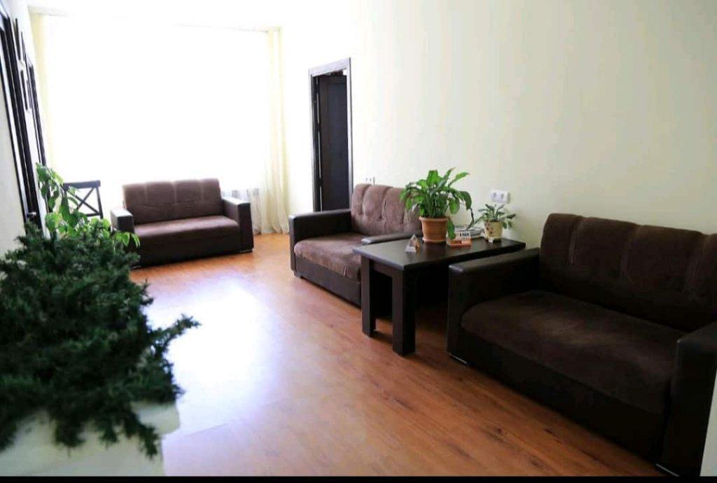 Merien Hotel Ереван Екстериор снимка