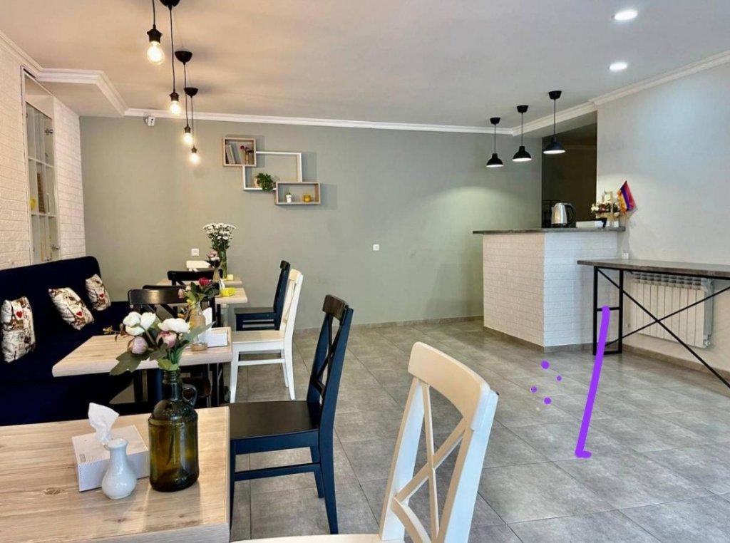 Merien Hotel Ереван Екстериор снимка